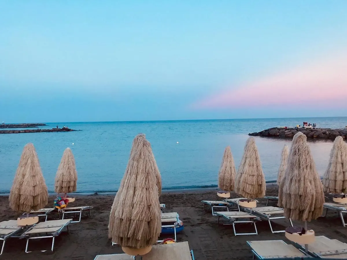 Piccola Navetta Apartment Diano San Pietro